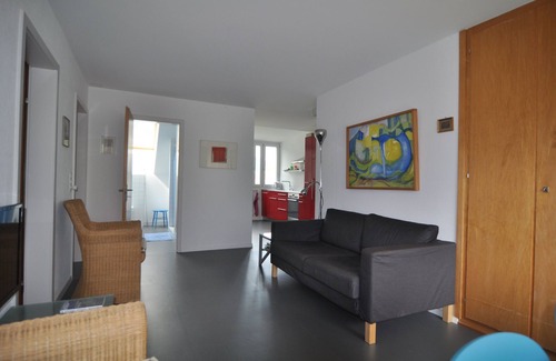 Rodels Apartment | Idyllic traffic-free apartment for hiking, skiing, cycling with EV charging station