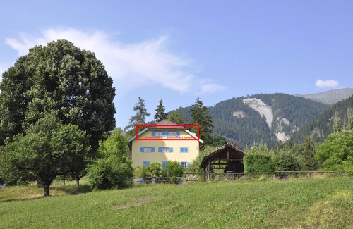 Rodels Apartment | Idyllic traffic-free apartment for hiking, skiing, cycling with EV charging station
