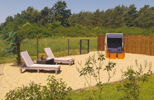 Krugsdorf House | Idyllic vacation home by the lake - 2 minutes from the beach