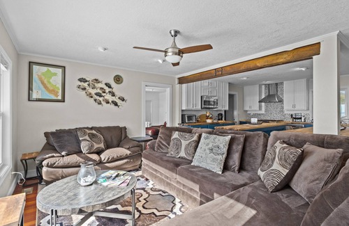 Morehead City House | Idyllic waterside home with a hot tub, open-concept layout, W/D, & central AC