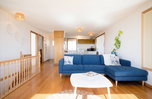 Weymouth House | Idyllic Weymouth Retreat with Ocean Views
