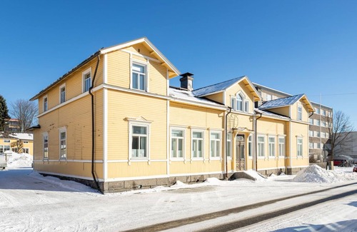 Vaasa Apartment | Idyllic wooden house apartment