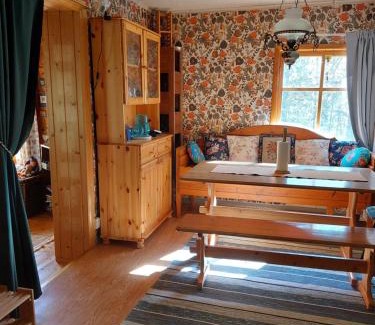 Laitila Ski Chalet | Idyllinen mökki Laitilassa