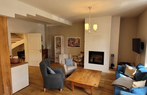 Lychen Apartment | Idyllisch Gelegenes Forsthaus am See Mitten in der Natur