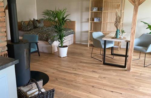 Kaditz Apartment | idyllische FeWo Motte