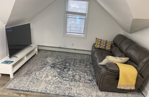 Park Hill Apartment | IF you come this far, perhaps you'll come a little further...NORTH!