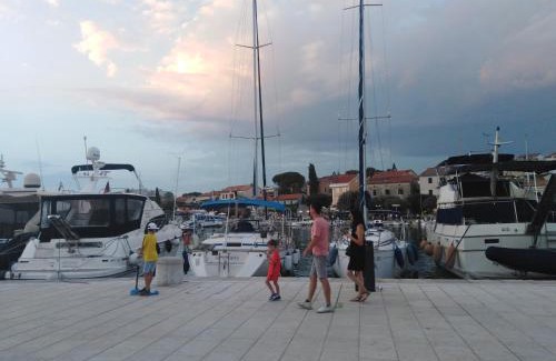 Milovcici Apartment | IGGY