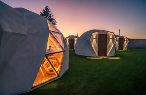 Belorado Hotel | Igloo Rooms - Belorado