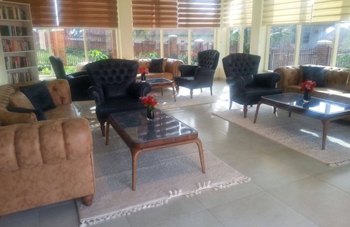 Kigali House | IKAZE BED & BREAKFAST