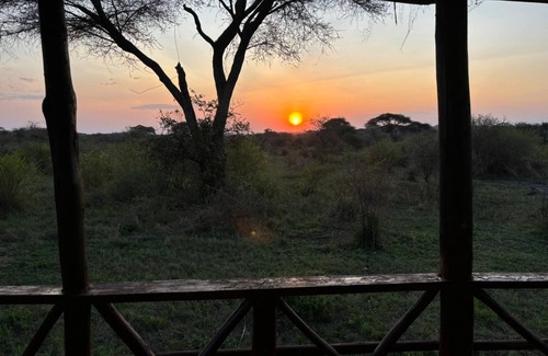 Serengeti National Park Cabin | Ikoma Safari Camp