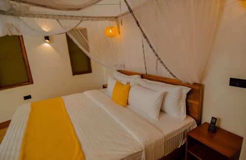 Mto wa Mbu Cabin | Ikumbi Lodge Lake Manyara