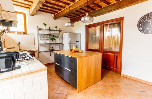 Monte San Giusto Villa | Il Brumale - Five Bedroom Villa, Sleeps 10