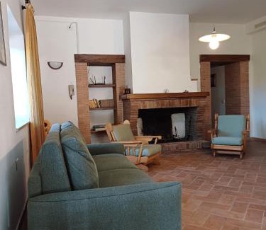 Montecastrilli House | Il Caminetto