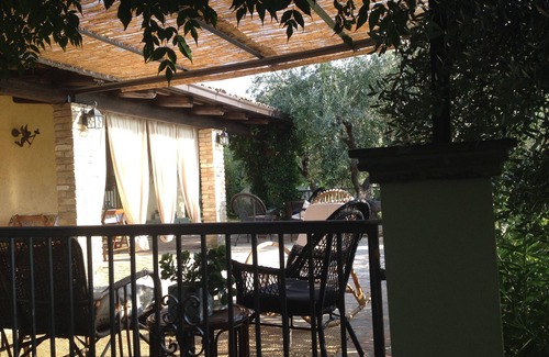Tollo House | Il Casale tra le Vigne e il Mare