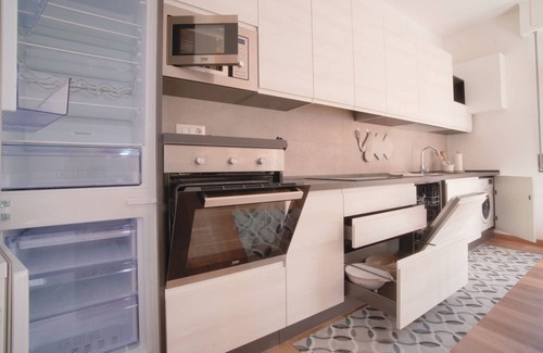 Rezza Apartment | Il Centro ed il Mare Sotto Casa