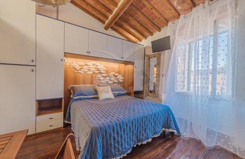 Porto Azzurro Apartment | Il Comandante - Goelba