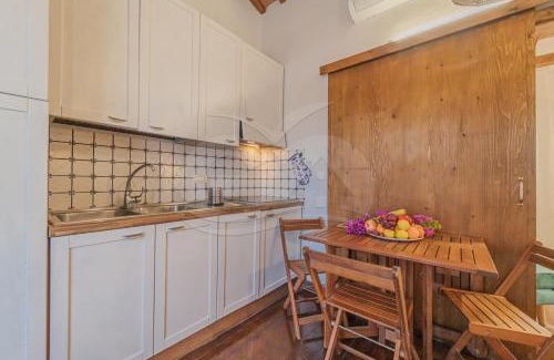 Porto Azzurro Apartment | Il Comandante - Goelba