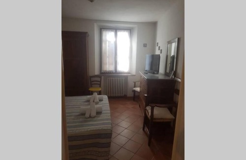 Rocca Malatina Apartment | Il cortile di Rocca