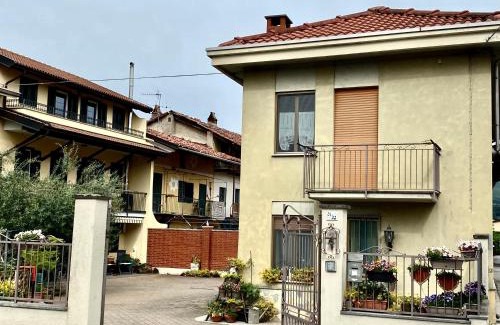 Cascinette d'Ivrea House | IL DOLCE ULIVO casa vacanze