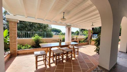 Sas Linnas Siccas House | Il Giardino davanti al Mare