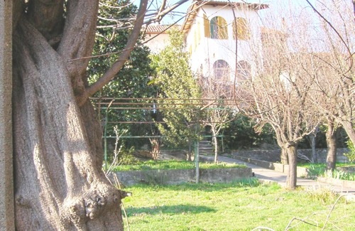 Azeglio House | Il Giardino dei Semplici B&B in a simple and relaxing atmosphere.
