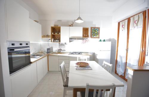 Vicarello Apartment | il giardino del mirto