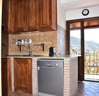 Sermoneta House | Il giardino di Adele