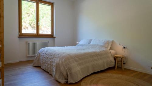 Cervognano Montenero Apartment | Il Girasole apartment with Panoramic Views