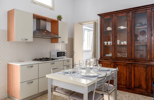 San Foca House | Il Marinaio 2 - Apartment with veranda 80 meters from the sea