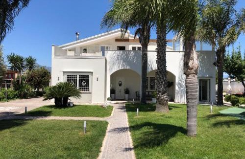 Santa Maria la Carita Bed & Breakfast | Il Melograno chic&nature