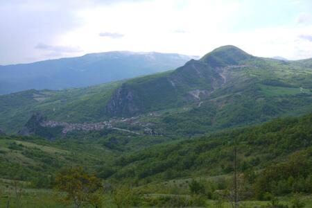 Torricella Peligna House | Il Monte Farmhouse