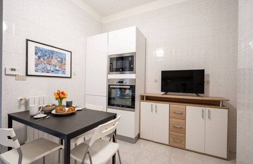 Municipio 5 Apartment | Il Moro Apartment near Bari Palese Train Station!