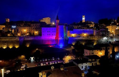 Anghiari Apartment | Il patio di Anghiari - Bella vista e relax
