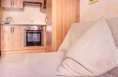 Bellano Apartment | Il Pontile by villavistalago.it on Como Lake