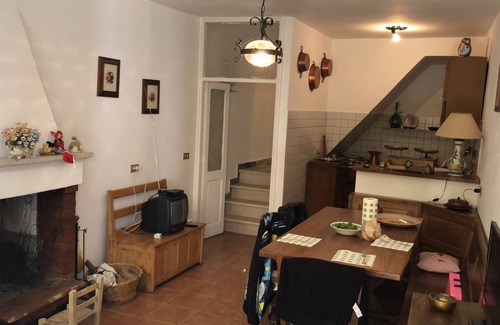 San Vincenzo Valle Roveto House | Il Riccio, Roveto Valley Country House