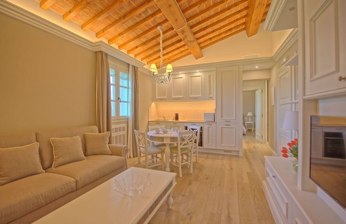 Vinci Apartment | Il Sole di Vino 3 - Apartment with pool