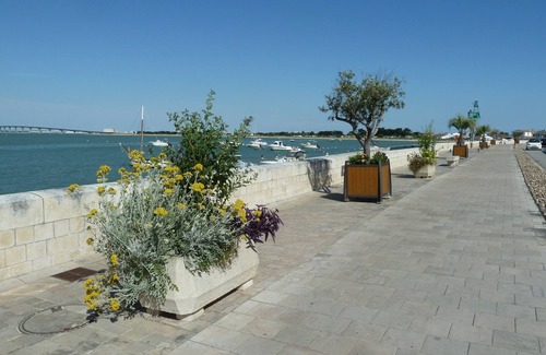Rivedoux-Plage Villa | ILE DE RE for calm, nature side, near beaches and harbor