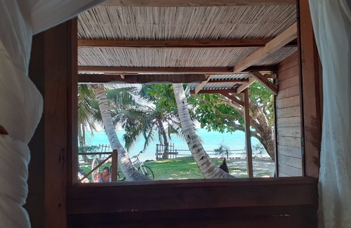 Nosy Boraha House | ILE SAINTE MARIE WOOD HOUSE ON THE BEACH WITH GARDEN FACING THE LAGOON EAST COAST
