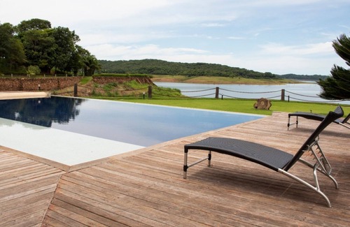 Agua Limpa House | Ilha NO Lago DAS Brisas - Recanto Enseada DOS Bacuris - GO