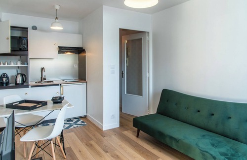 Cote de Granit Rose Apartment | Iliöz : Beautiful Duo Escape, Ideal Location
