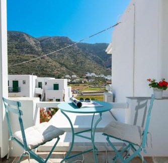 Kamares House | Iliofegaro