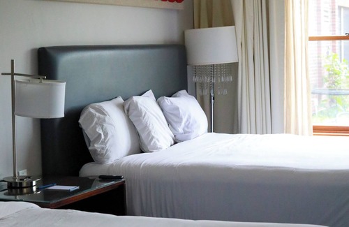 Rantoul Hotel | Illini Inn & Suites Hotel - Rantoul/Gifford/Champaign/Urbana
