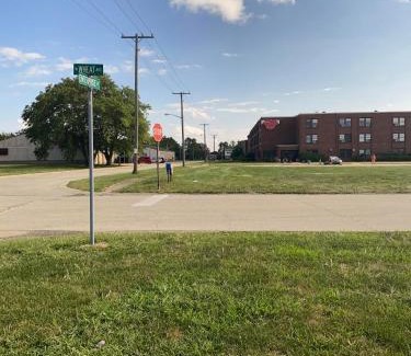Rantoul Hotel | Illini Inn & Suites