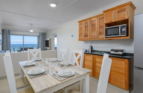 Illovo Beach Apartment | Illovo Beach Club