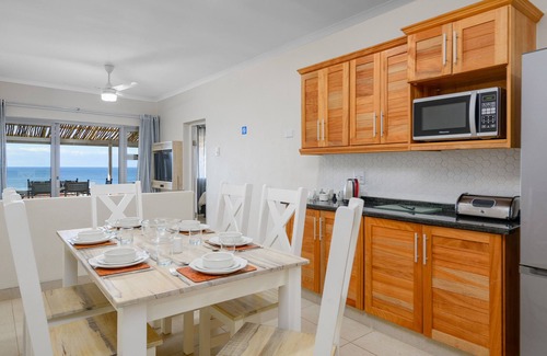 Illovo Beach Apartment | Illovo Beach Club