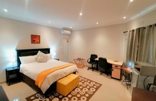 Illovo Beach House | Illovo Beach house