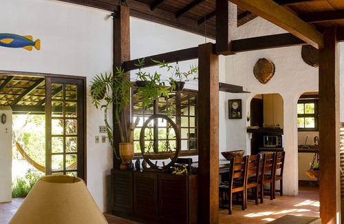 Cachoeira do Bom Jesus House | ILLUMINATED HOUSE IN THE MIDDLE OF NATURE IN FLORIPA!