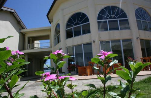 Iriomote-jima Taketomi-cho Hotel | Ilmare Unarizaki