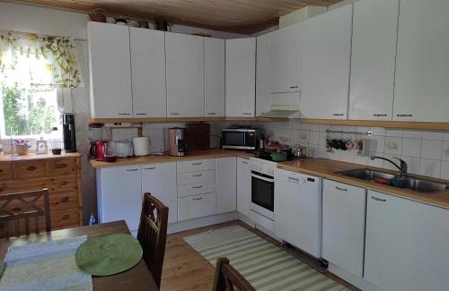 Keuruu Villa | Ilmastoitu huvila ja rantasauna