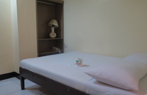 Iloilo City Proper House | Iloilo Budget Inn - Valeria